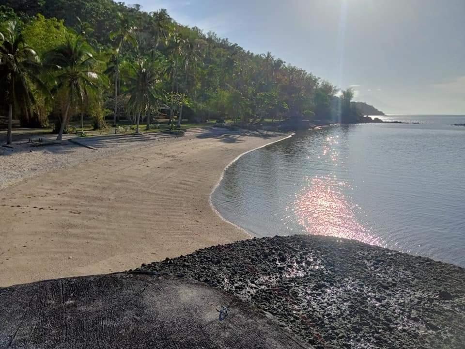 Costa Aguada Island Resort, Inampulugan Island, Sibunag, กีมาราส ภายนอก รูปภาพ